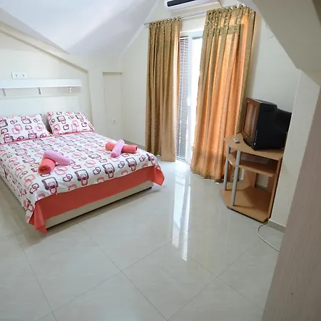 Tea Petrusevski Guest house Ohrid
